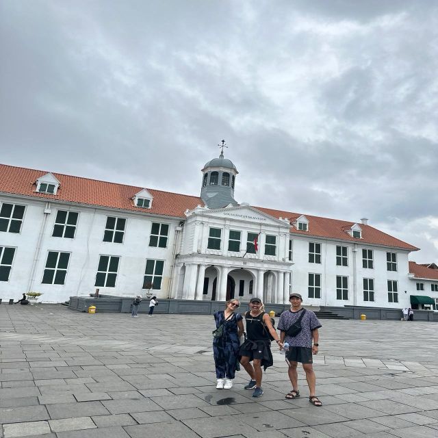 Jakarta Walkingtour : Explore Jakarta as the Locals Do - Inclusions and Additional Costs