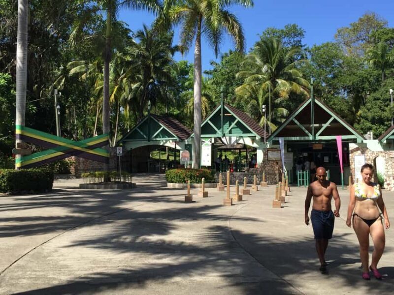 Jamaica's Dunn's River Falls & River Tubing Tour - Practical Details and Tips