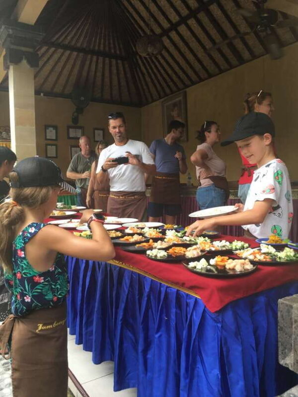 Jambangan bali cooking class with morning market tour - Practical Details and Tips