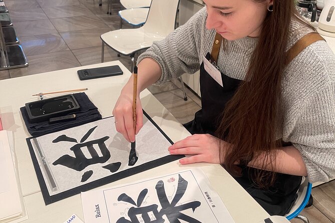 Japanese Calligraphy Experience in Osaka - Instructors Expertise