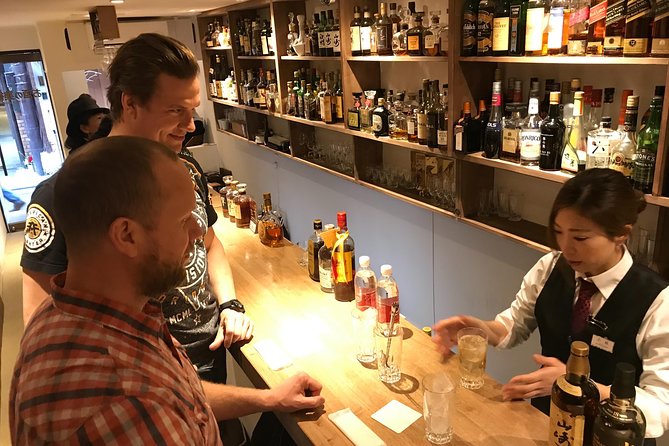 Japanese Whiskey Tasting; Relaxed and Educational in the Bar - Exploring the Whiskeys