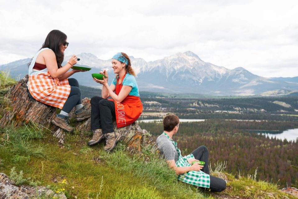 Jasper: Mountain Hike and Backcountry Cooking Class and Meal - Backcountry Cooking Instruction