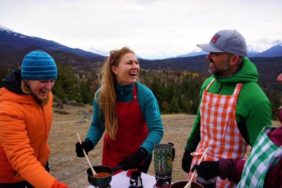 Jasper: Mountain Hike and Backcountry Cooking Class and Meal - Enjoying the Freshly Cooked Meal