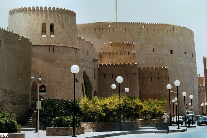 Jebel Shams Day Trip: The Grand Canyon of Oman - Meeting and Pickup Details