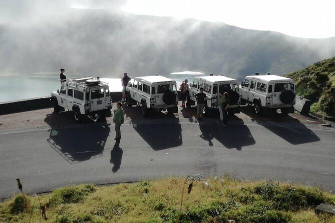 Jeep Tour Full Day Sete Cidades & Lagoa do Fogo with lunch and drinks included. - Group Size, Comfort, and Logistics