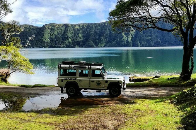 Jeep Tour Full Day Sete Cidades & Lagoa do Fogo with lunch and drinks included. - Who Should Book This Tour?