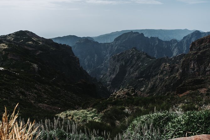 Jeep Tour to the East (Pico Arieiro, Santana, Faial, Caniçal) - Taking in Santanas Charm