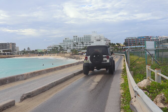 Jeep Wrangler Island Tour - Off-Road Exploration