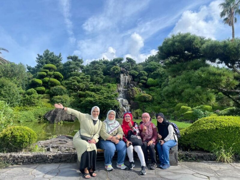 Jeju: Eastern UNESCO Sites Tour with Haenyeo Show - The Sum Up