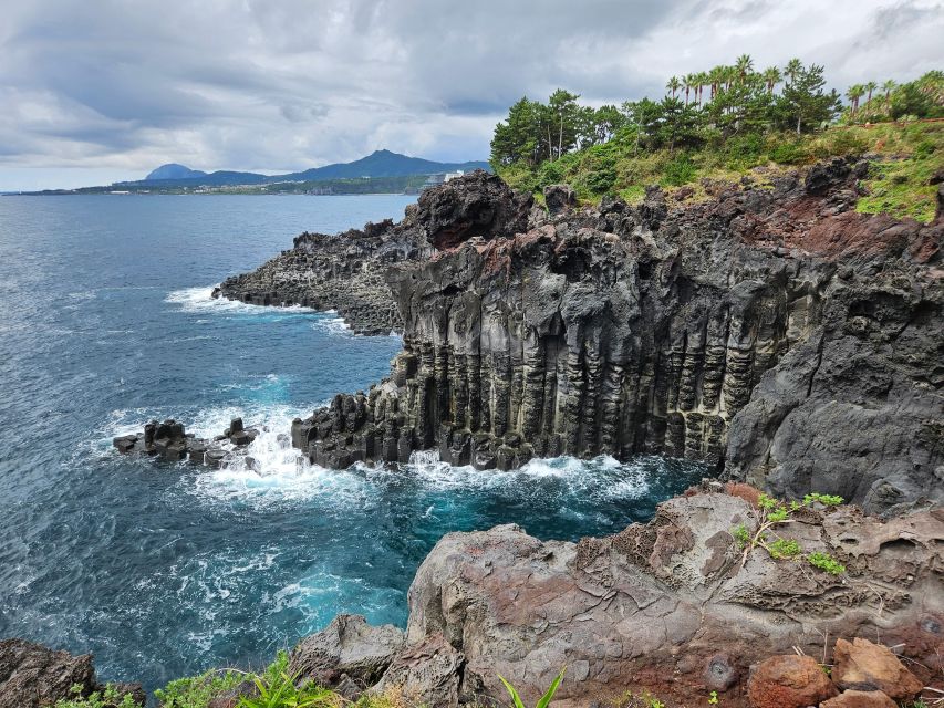 Jeju Island Southern UNESCO Day Tour With Lunch Included. - Natural Wonders Exploration