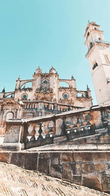 Jerez: City Tour, Flamenco Workshop with Artists and Lunch - The Sum Up: Who should consider this tour?