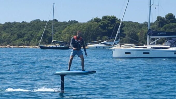 Jet-Boarding With Instructions - Crew for Safety