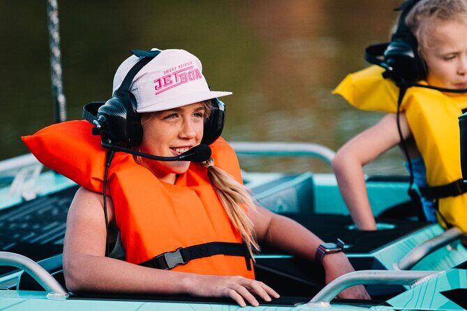 Jet Boat Adventure in the Smoky Moutains Island Pointe Tour - FAQ