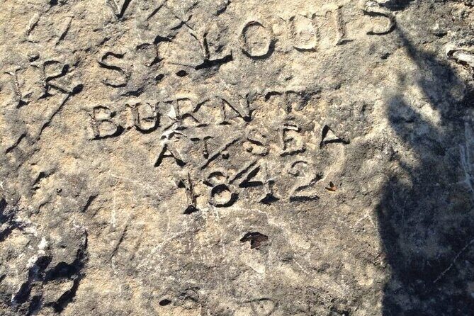 Jet Ski Adventure to Split Rock, Pirates Cove, Iguana Bay Cay - Taylor Bay Beach and Sapodilla Bay: Serenity in Sand and Sea