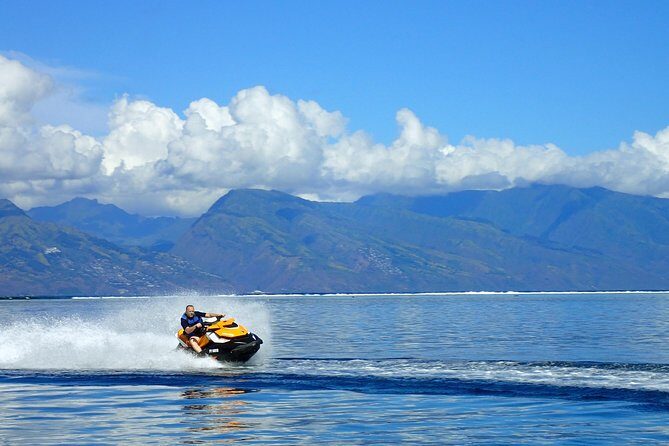 Jet-ski excursion 3 hrs Jet ski excursion to Moorea (single or two-seater) - The Value of the Experience