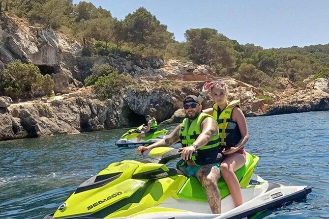 Jet Ski/ Parasailig Water Activity in Montego Bay Jamaica. - The Itinerary Breakdown