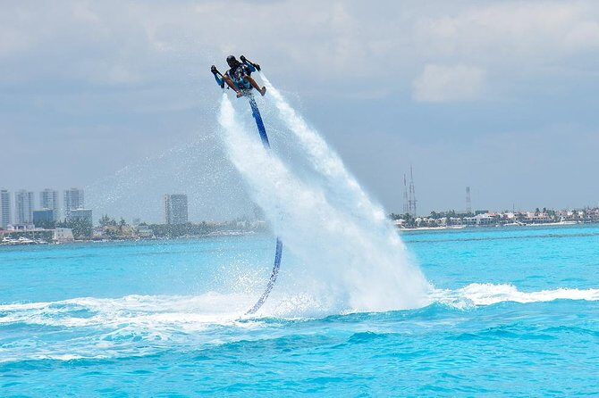 Jetpack an adventure lifetime in Cancun. Extreme aquatic activity. - The Sum Up