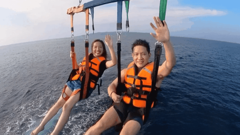 Jetski With Parasailing and Helmet Diving - Helmet Diving Experience