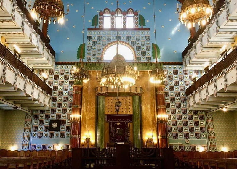Jewish Heritage Walk: Synagogues, Shoes, Secrets & Flódni - FAQs