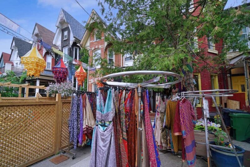 Jewish Heritage Walking Tour of Kensington Market Toronto - FAQs
