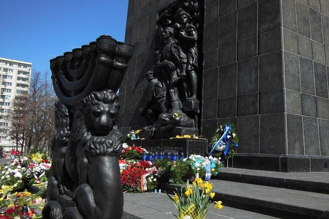 Jewish Warsaw - Accessibility and Transportation