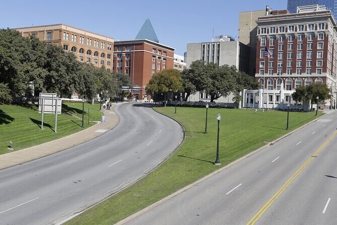 JFK Assassination Tour with Lee Harvey Oswald Rooming House - Practical Details and What to Expect