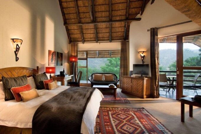 Johannesburg: 2-Day 4-Star Pilanesberg Safari - Exploring Pilanesberg National Park