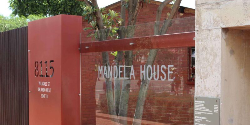 Johannesburg: (Apartheid Museum & Soweto Day Tour) - Iconic Landmarks and Sites