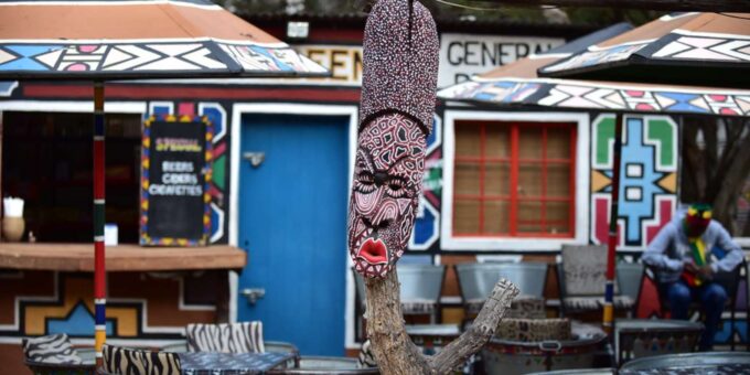 Johannesburg: Lesedi Cultural Village Evening Tour - Music and Dance Performance