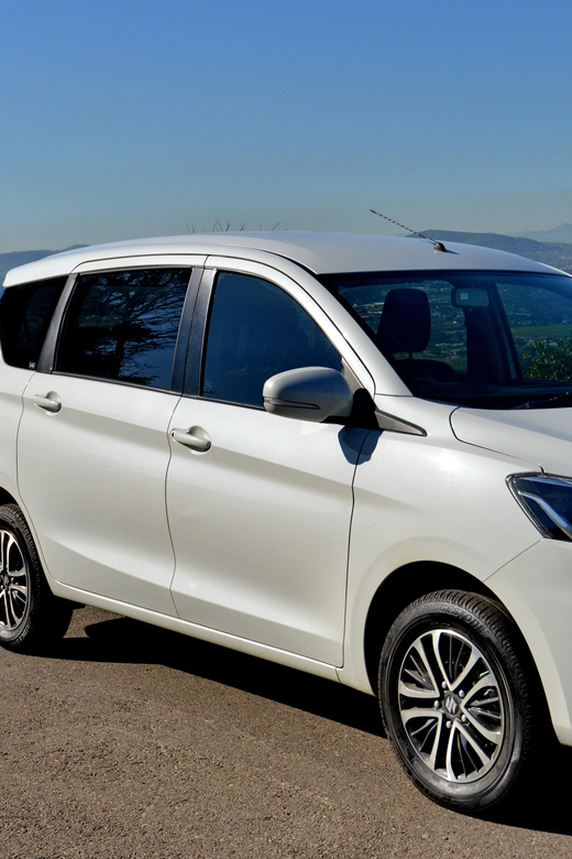 Johannesburg: Private Transfer Sandton to Lanseria - Vehicle and Driver Details