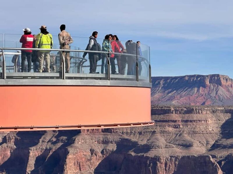 Join us for a tour of the Grand Canyon with a French guide, including the Skywalk - Afternoon Return: The Road Back to Vegas