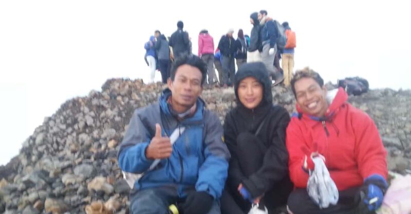 Joint Group Tour 3D-2N To Summit - Lake - Hotspring - Departure and Registration