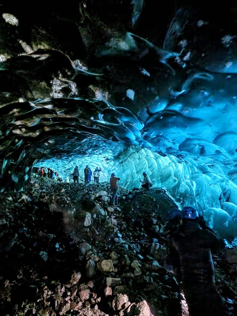Jökulsárlón: Blue Ice Cave Tour and Glacier Walk - Exploring the Blue Ice Cave