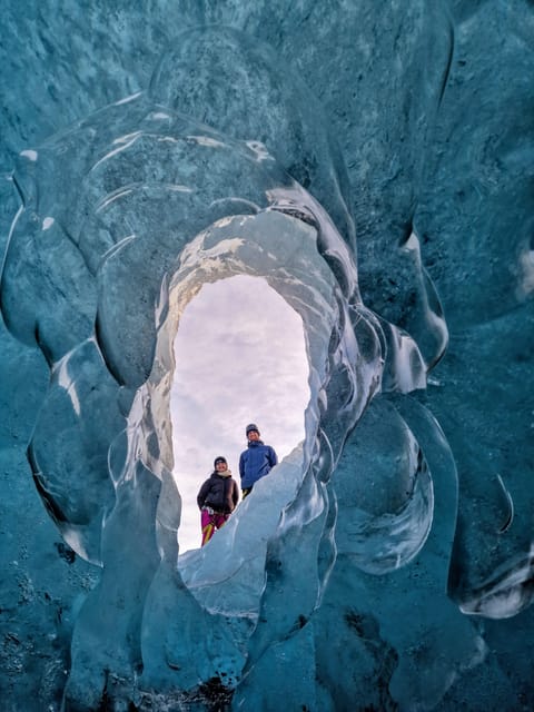 Jökulsárlón: Blue Ice Cave Tour and Glacier Walk - Return Journey