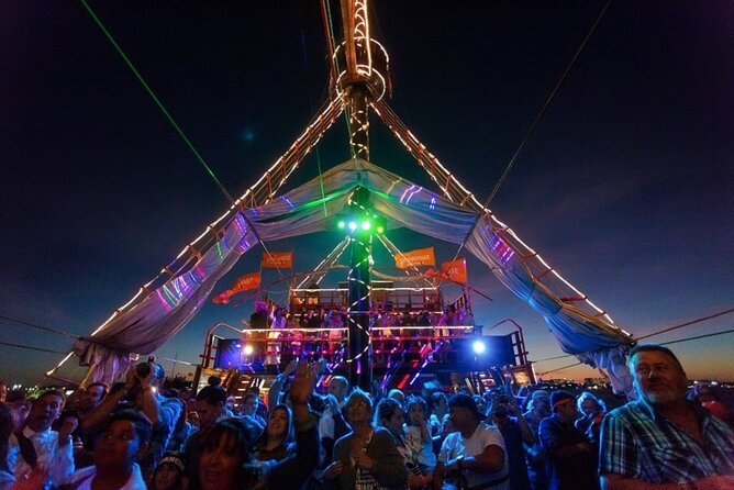 Jolly Roger Pirate Show and Dinner Cruise With Open Bar - Booking Information