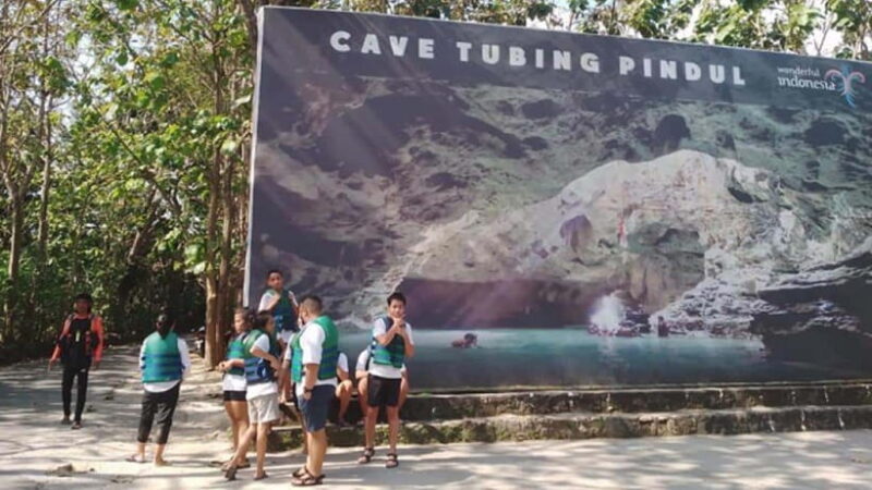Jomblang Cave and Pindul Cave Tour with all tickets included - Pindul Cave: Tubing and Water Fun