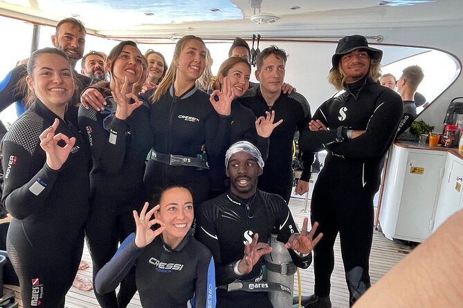 Journey of Diving or Snorkelling From a Boat - Professional Team and Custom Services