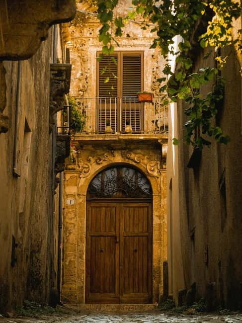 Journey through History and Tradition: From Segesta to Erice - Frequently Asked Questions