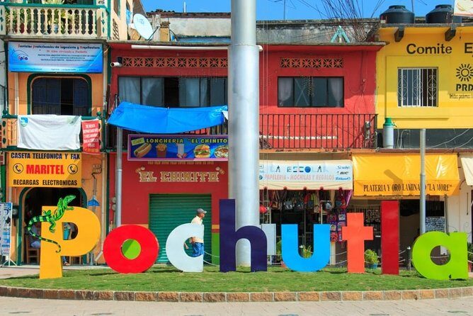 Journey Through The Pochutla Marketplace - Key Points