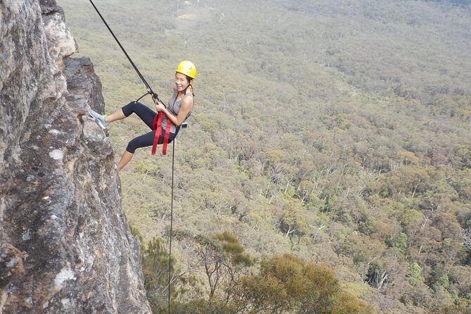 Juggler Canyon and Abseiling Adventure Blue Mountains - An In-Depth Look at the Tour Experience