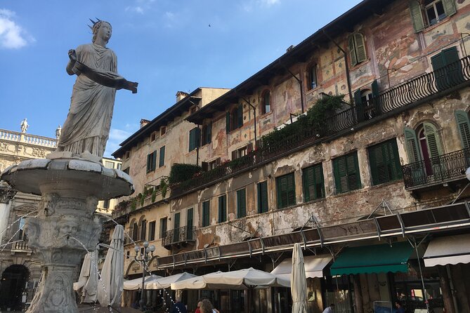 Juliet & Romeos Balcony - Skip the Line & Verona City With Guide - Inclusions
