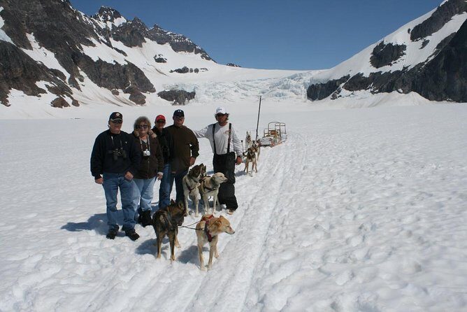 Juneau Helicopter and Dogsledding with Added Glacier Landing - Key Points