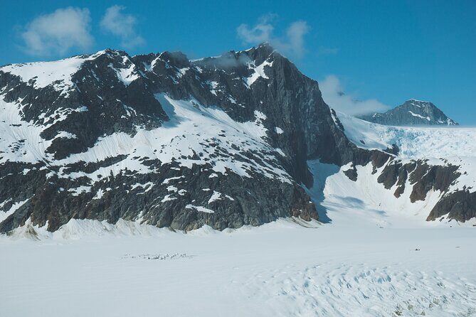 Juneau Helicopter and Dogsledding with Added Glacier Landing - FAQ