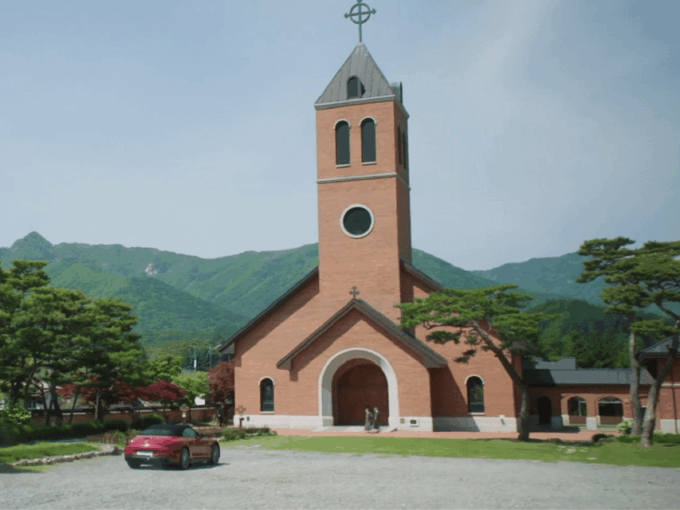 K-Drama Queen of Tears Filming Location One Day Tour - Frequently Asked Questions
