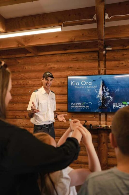 Kaikoura: Whale Watching Flight with Guided Commentary - FAQ