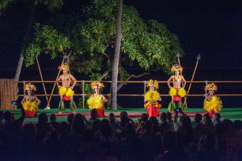 Kailua-Kona: Voyagers of the Pacific Luau with Buffet Dinner - Authenticity and Cultural Respect