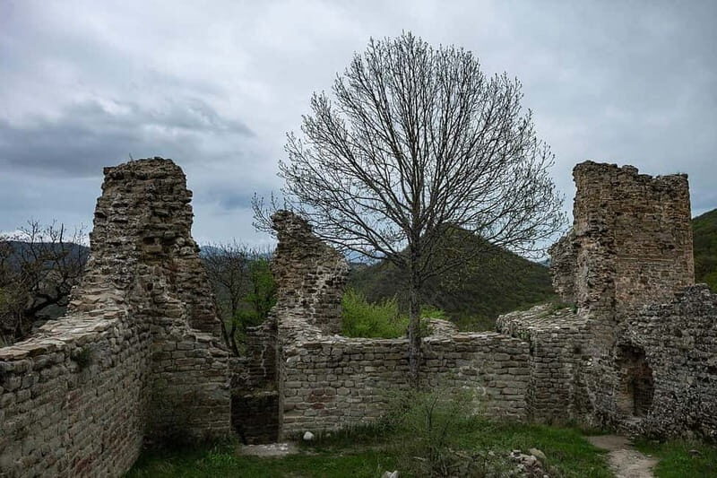 Kakheti Discovery: Bodbe, Sighnaghi & Telavi Wine Tour - Sighnaghi — The Romantic Hilltop Town