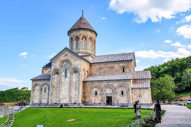 Kakheti Wine Tour for Beginners - 3 Wineries - Discovering Kakhetis Monasteries