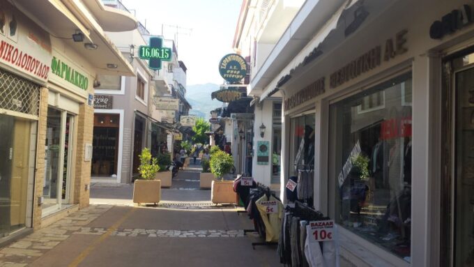 Kalamata 3-Hour Local Walking Tour. - Tips for Participants