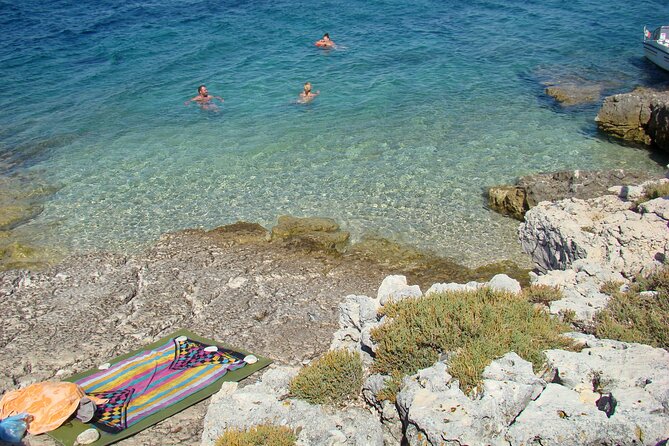 Kamenjak Boat Tour From Medulin With Sandra Boat - Inclusions and Facilities